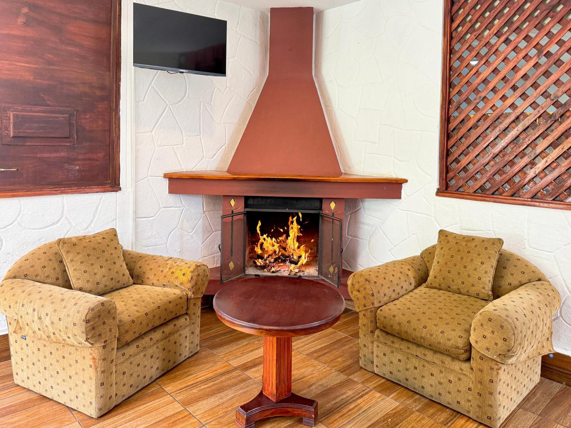 Mckay'S Quinta Villa Yaruqui ภายนอก รูปภาพ
